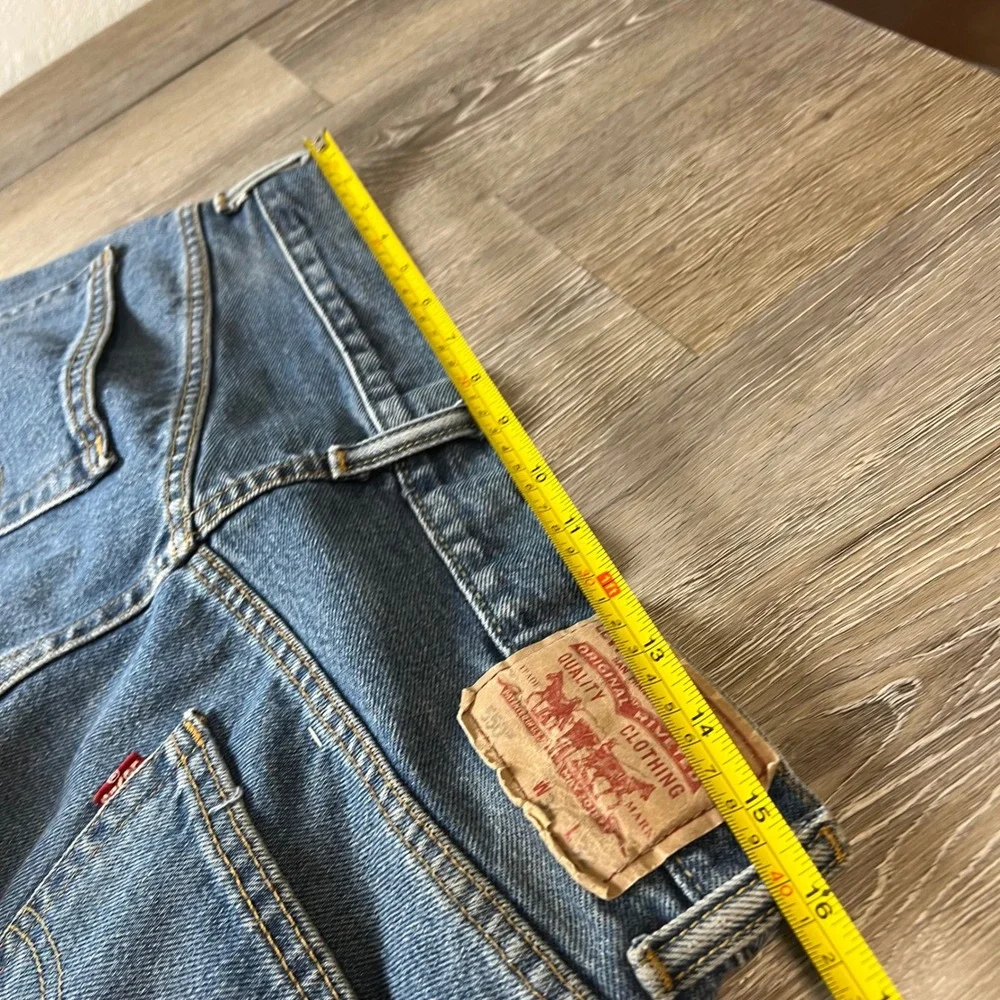 Levis levi 550